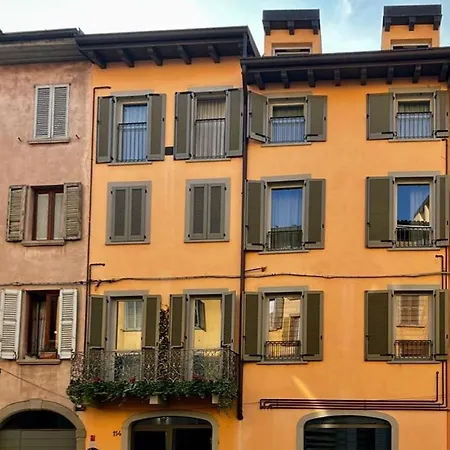 Moroni * بيرغامو